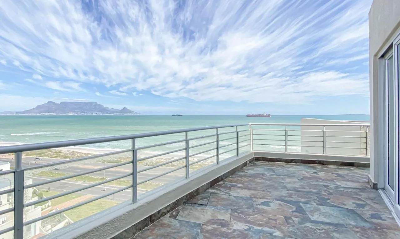 Apartment Beach Penthouse-Style Living,Self Checkin,King Beds Cape Town